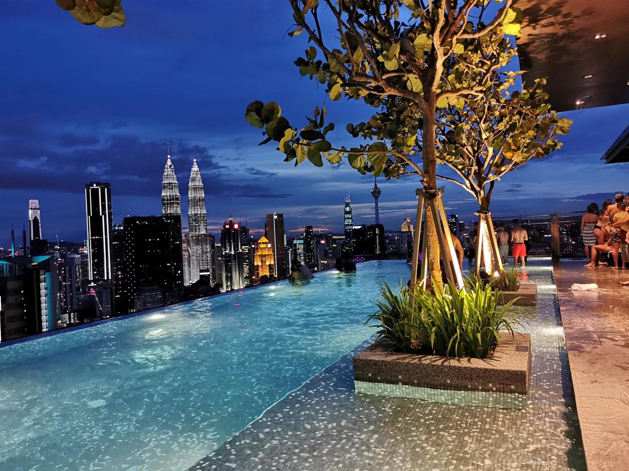 Expressionz Designer Suites Host By Aurora Premium Stay Kuala Lumpur Exterior photo
